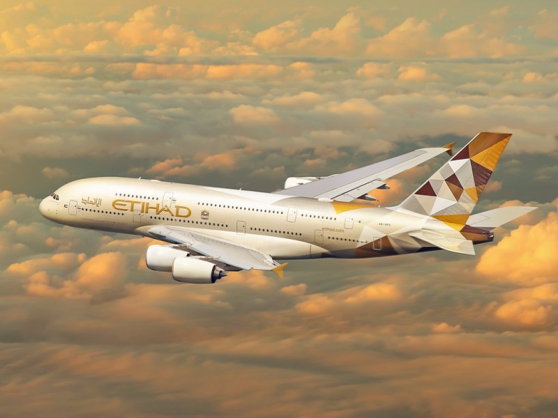 самолет авиакомпании Etihad Airways